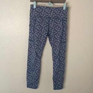 Navy with stripes Zyia active light n tight leggings